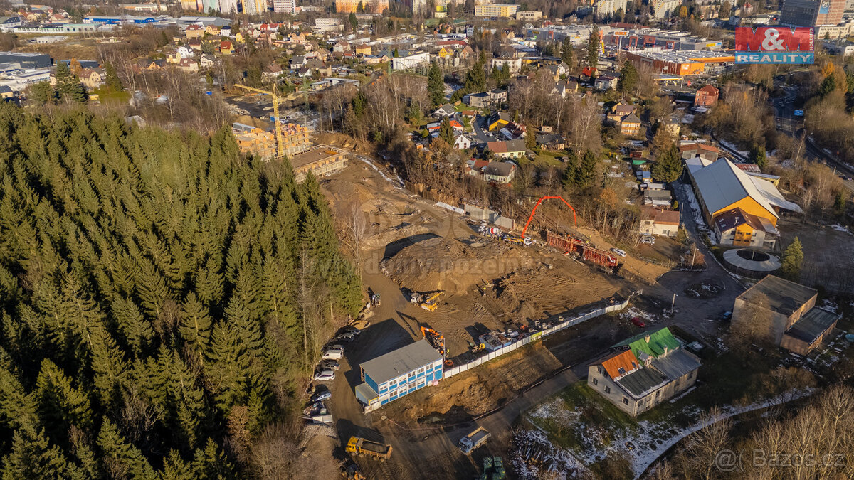 Prodej bytu 3+kk, DV, 91 m², Jablonec n. N., ul. Jezdecká - 20