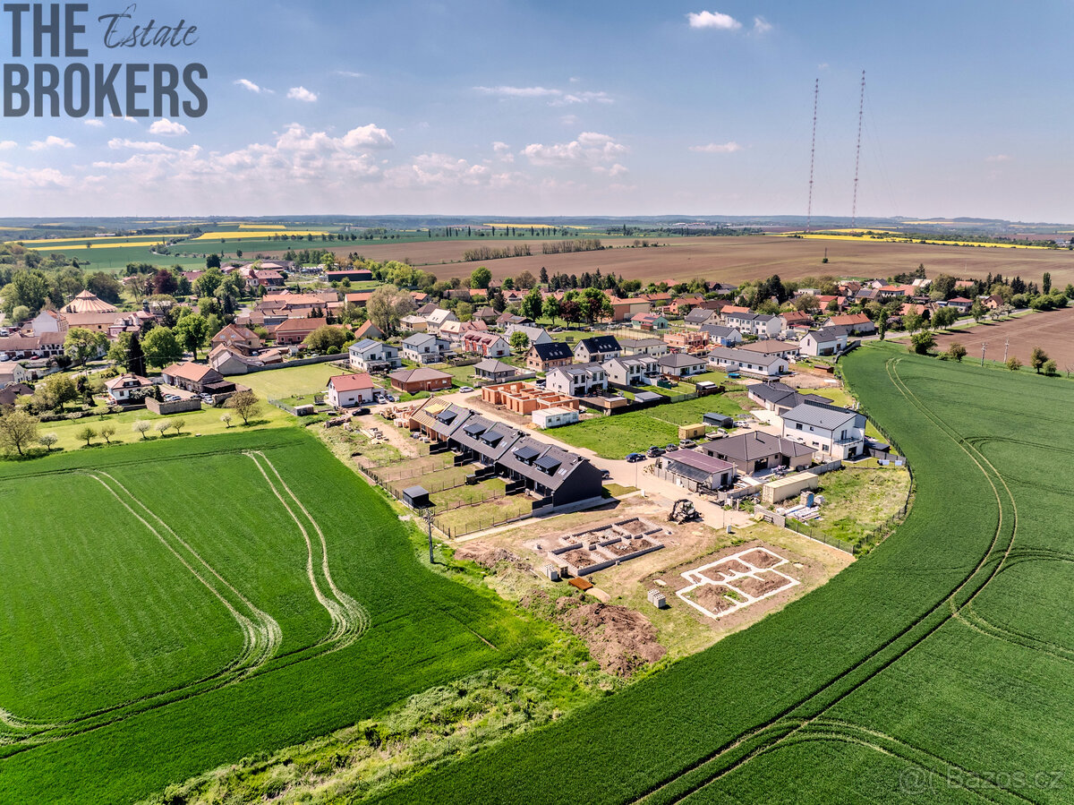 Prodej řadového domu, 145 m2, garáž, pozemek 385 m2, Bylany - 20