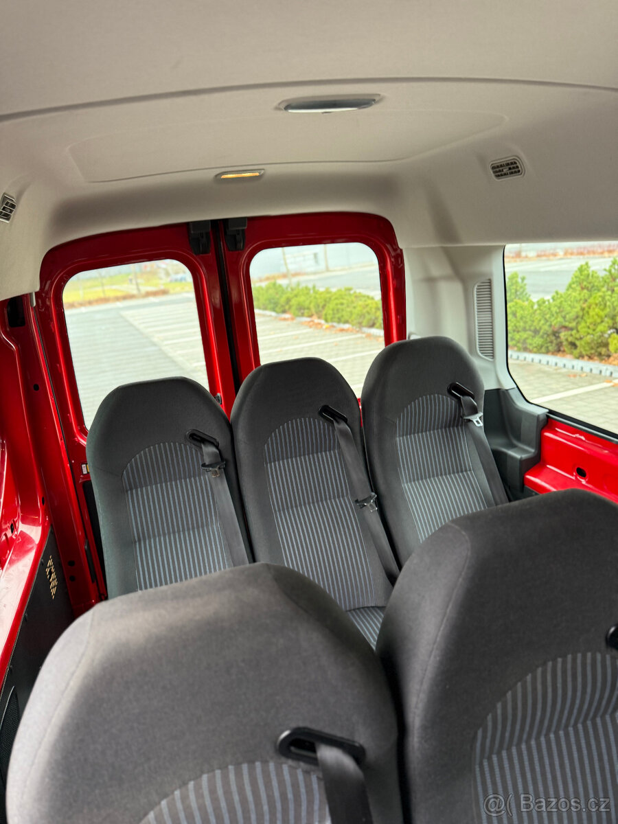Ford Transit 2.2 TDCI rok 2016 9 Míst 196.881 km STK:11/27 - 20