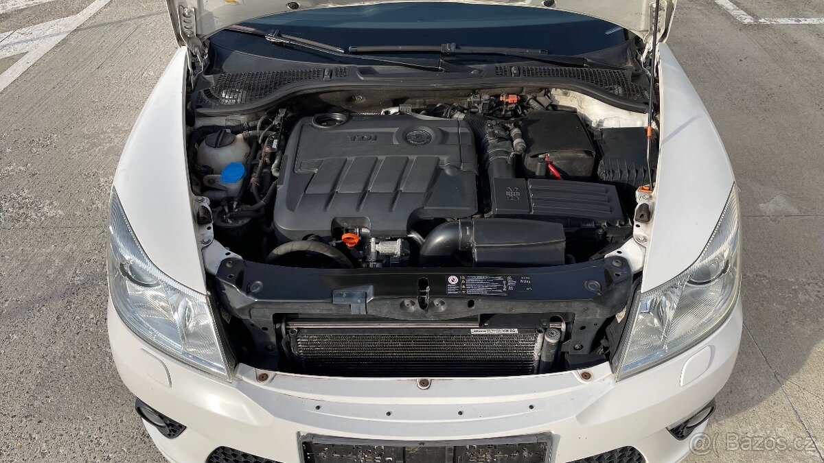 ŠKODA OCTAVIA 2.0TDi RS 125kW 1.MAJITEL - 20