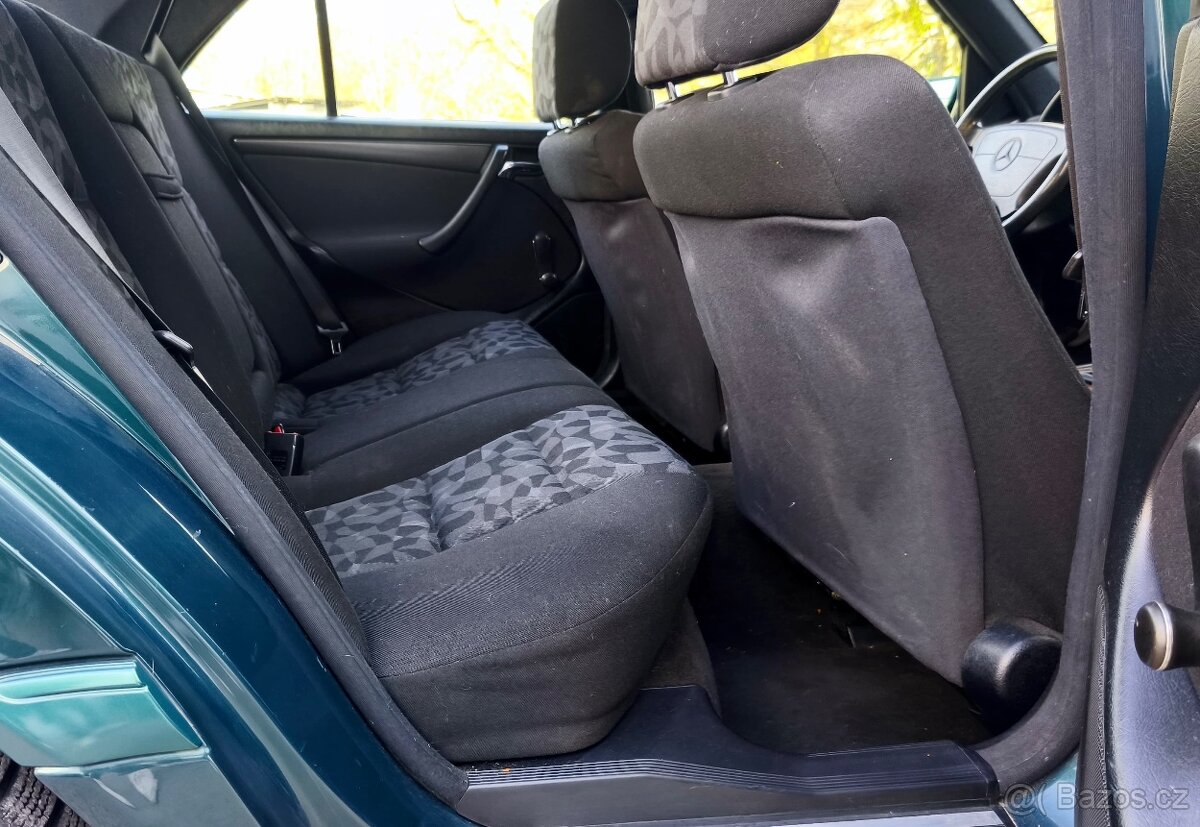 Mercedes-Benz C220 diesel AMG 17” NOVÁ TK a EK - 20