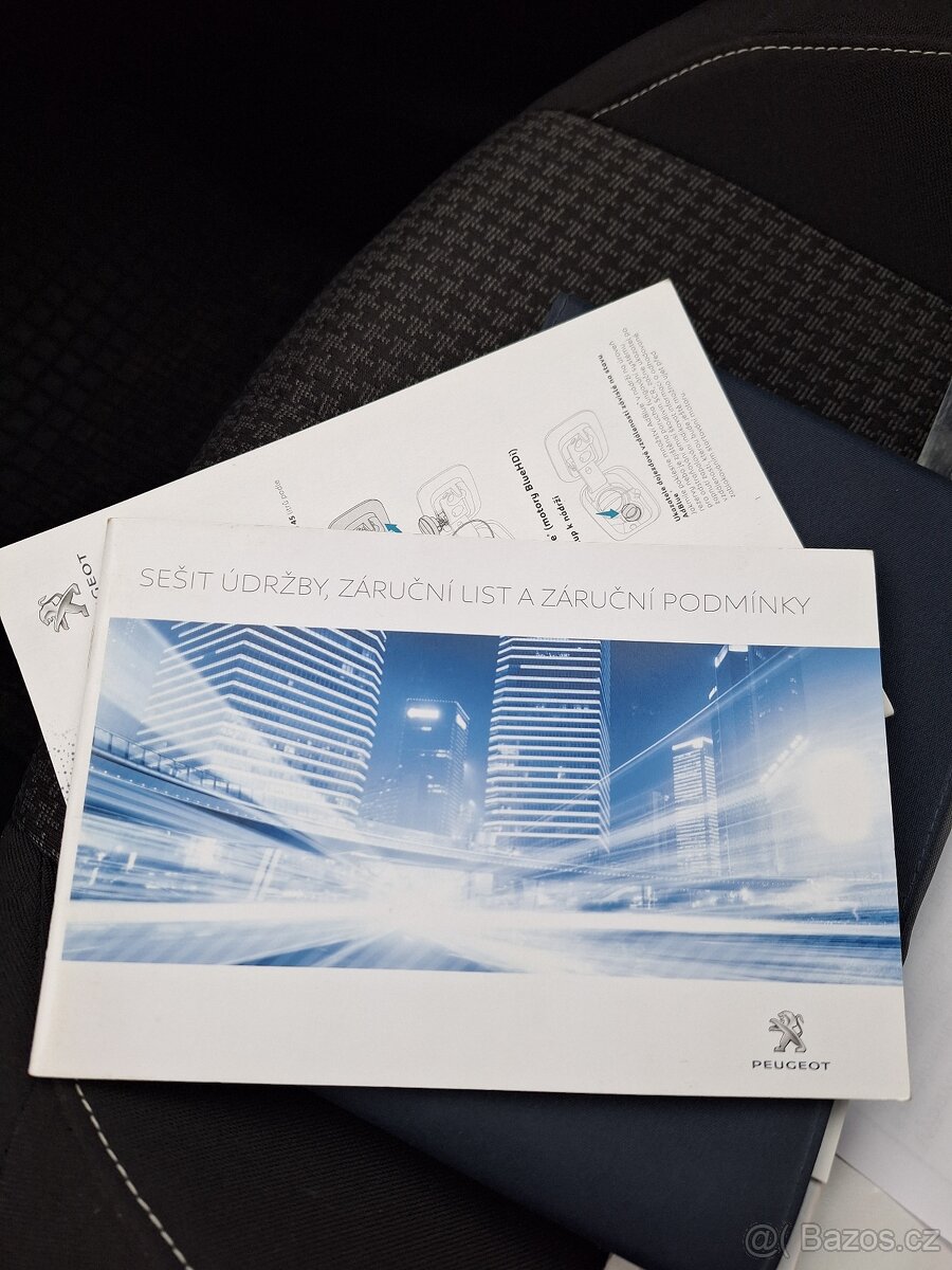 Peugeot 308 1.6HDi 88KW SW Nové v ČR +Zimní kola, S.Kniha - 20
