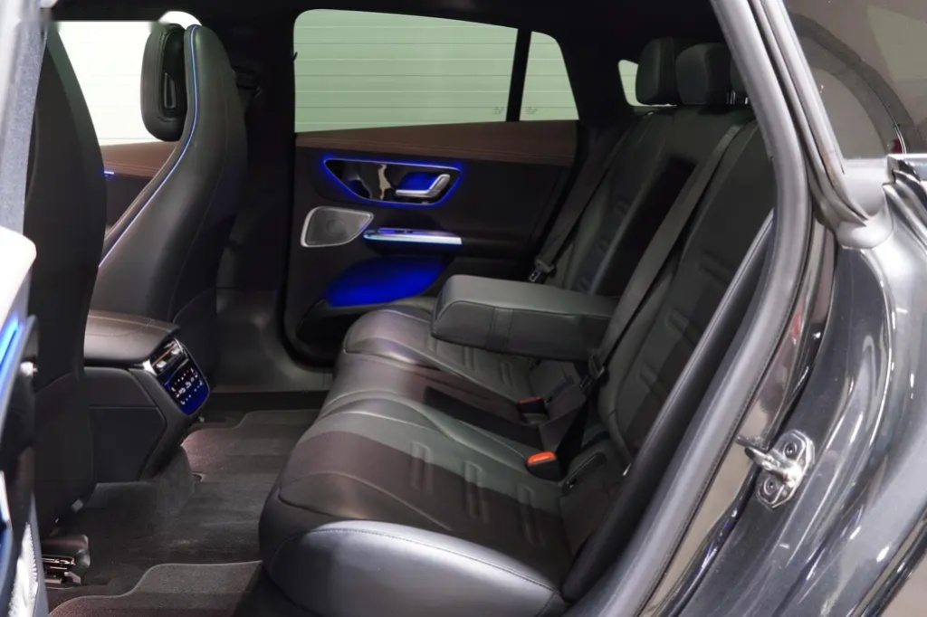 Mercedes-Benz EQE, 43AMG,PANO,VENTIL.,DPH,SoH 98% - 20