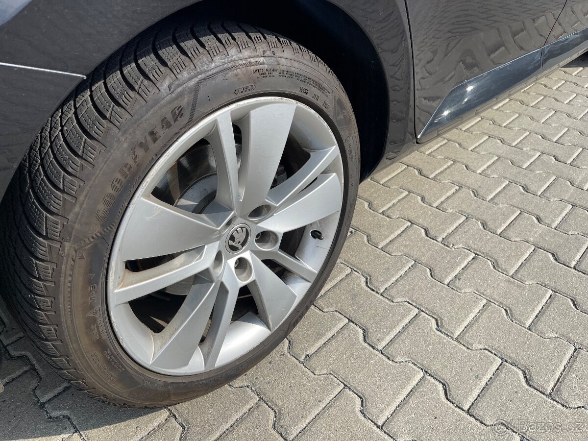 Škoda Superb, 110KW, 1.9 , černá, DPH - 20