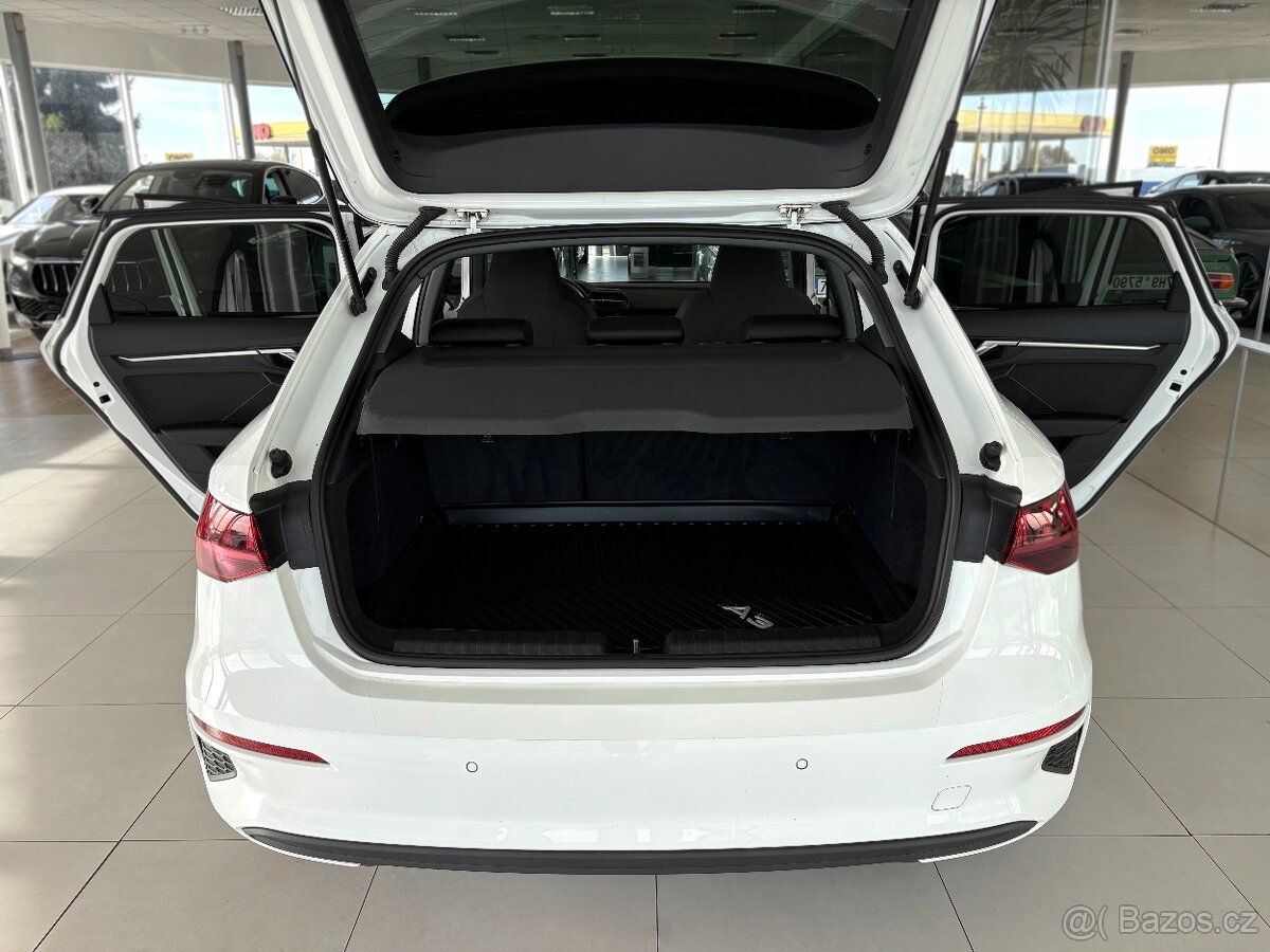 Audi A3 30TFSI Sport,MatrixLED,Distron - 20