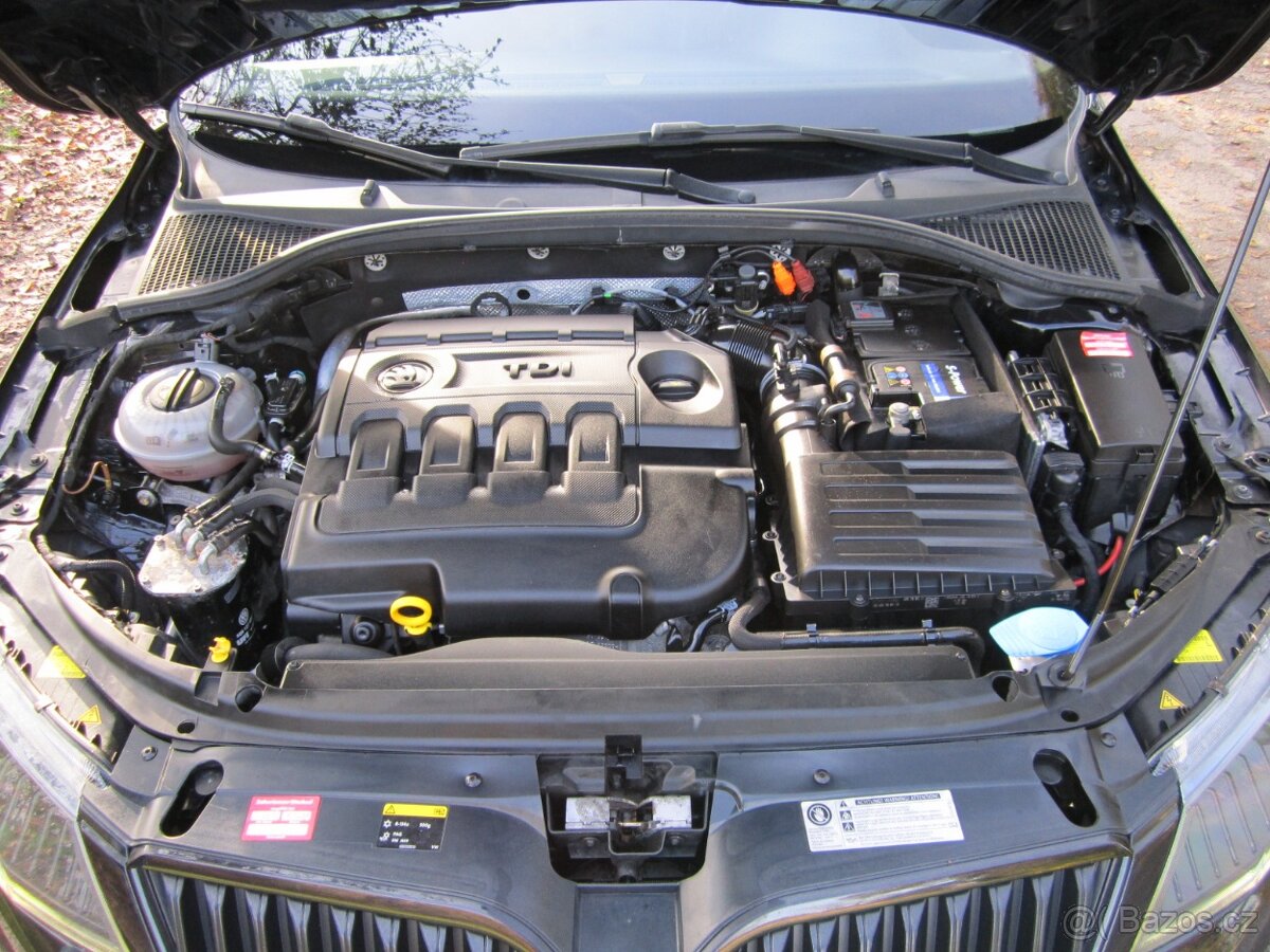 Škoda Octavia III RS 2.0TDi 135kw TOP stav - 20
