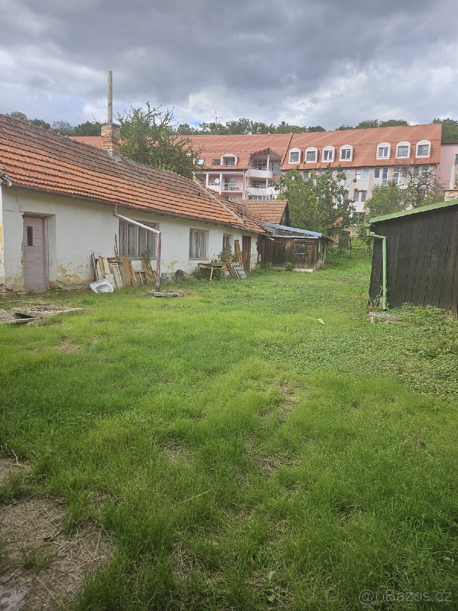 Pozemek,Prodam RD+dvur+ zahrada ,pozemek 1139 m2 Bučovice - 20