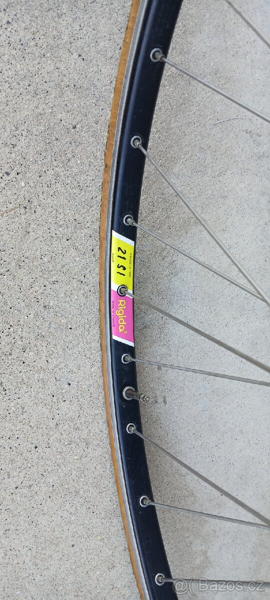 Silniční kolo styl Favorit, velikost rámu 53,5 cm - 20