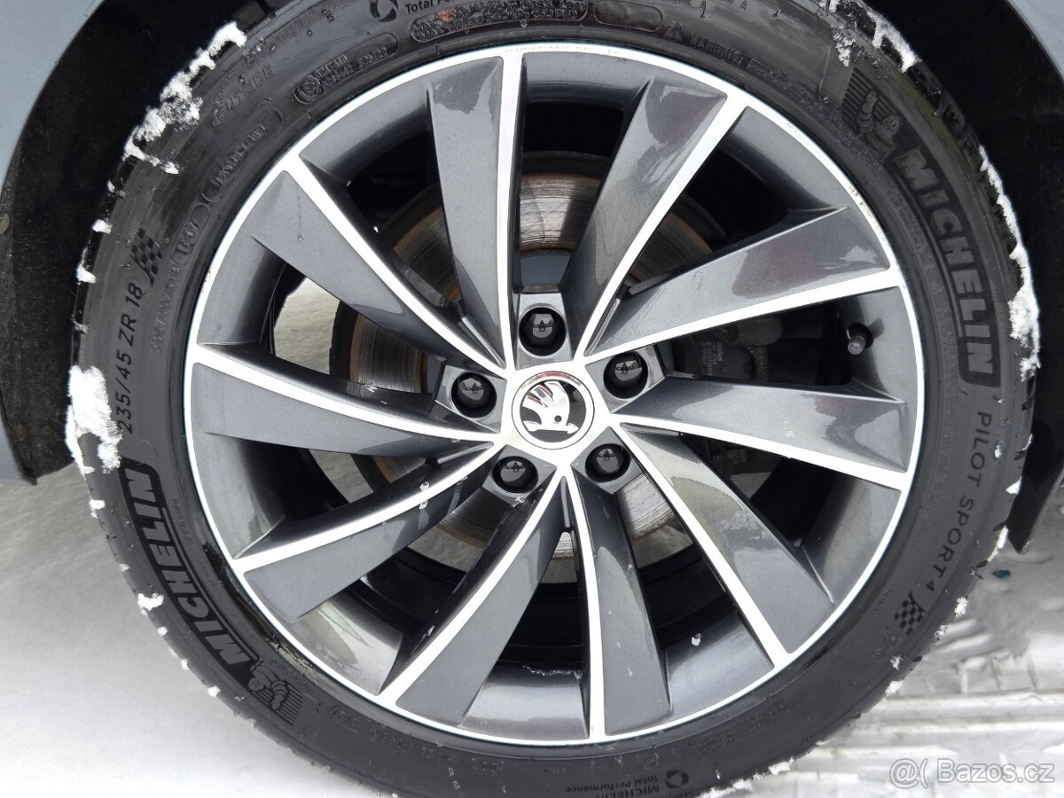 Škoda Superb 2.0 TDi DSG Style 1.maj - 20