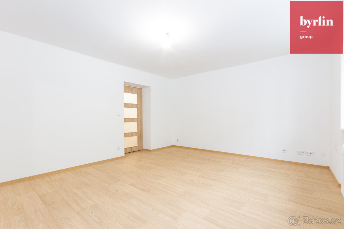 Prodej bytu 3+1 Tomáškova - Opava - 20