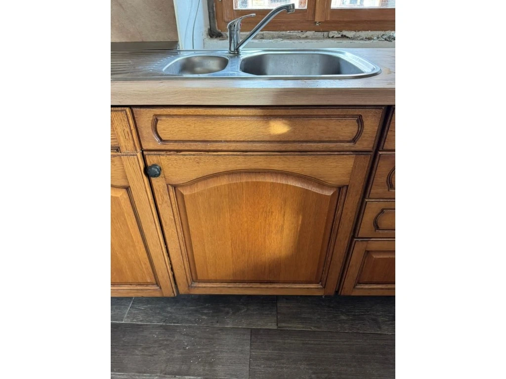 Krásná venkovská dubová kuchyně se spotřebiči,5447 - 20