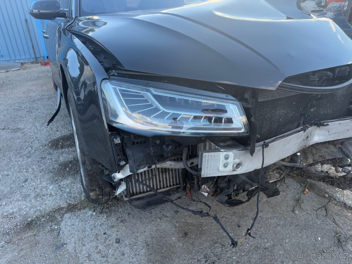 Audi A8 4.2TDi QA night vision motor start 2017 - 20