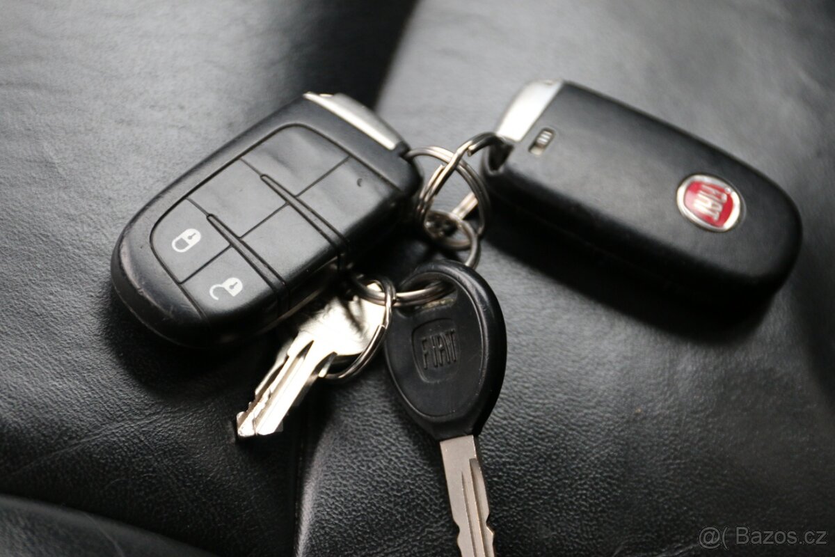 Fiat Freemont 2.0 ČR, BLACK CODE,4x4,Tažné - 20