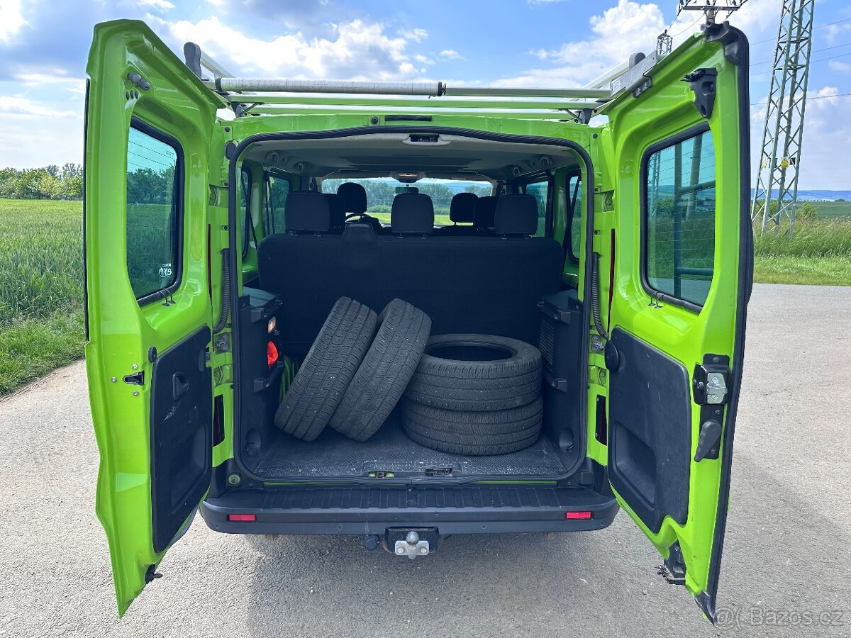 Renault Trafic 1.6dCi 92kw, 8 míst, SERVIS, ČR - 20