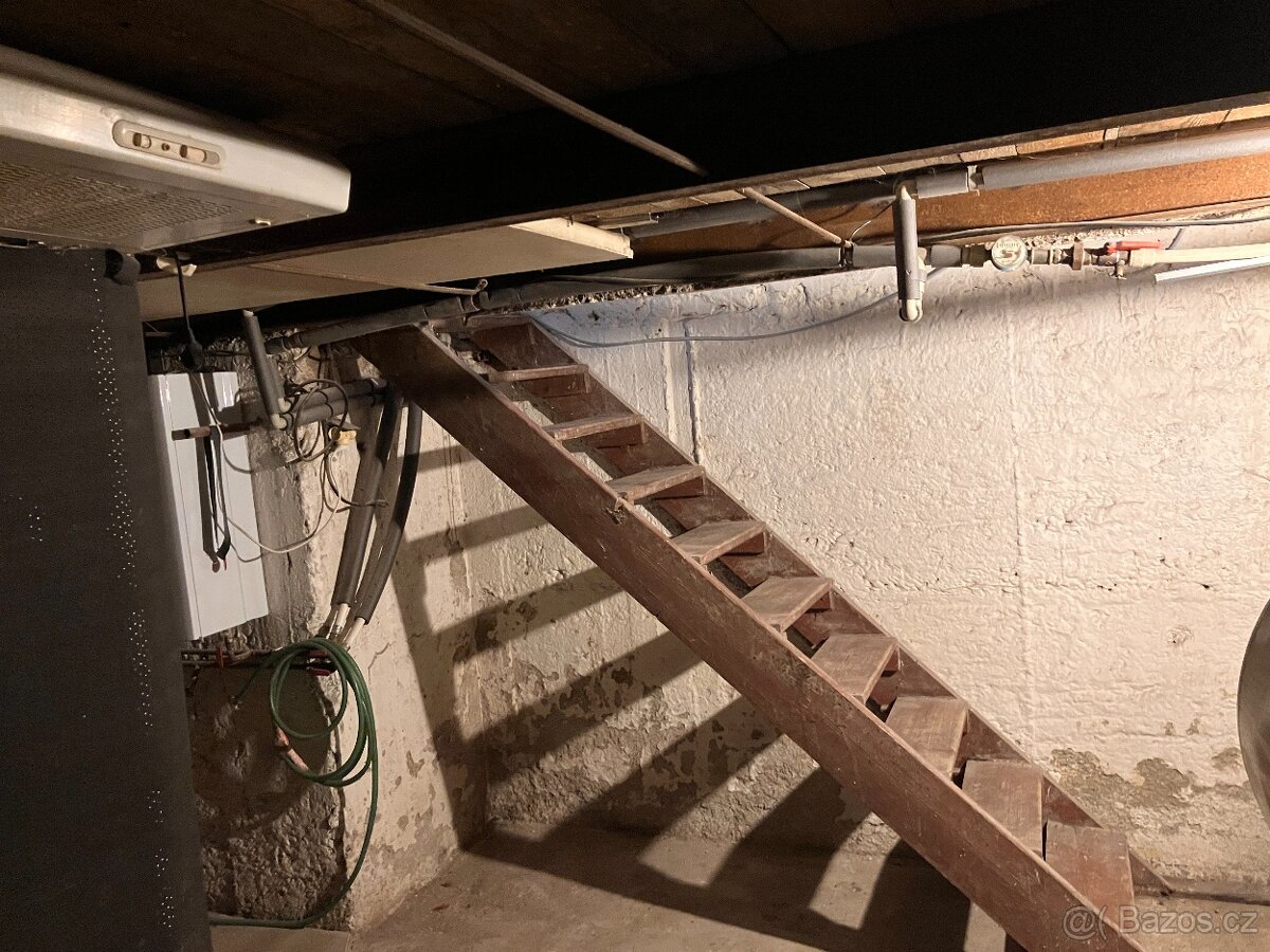 Prodej čtvrtdomku 3+1, garáž - 20