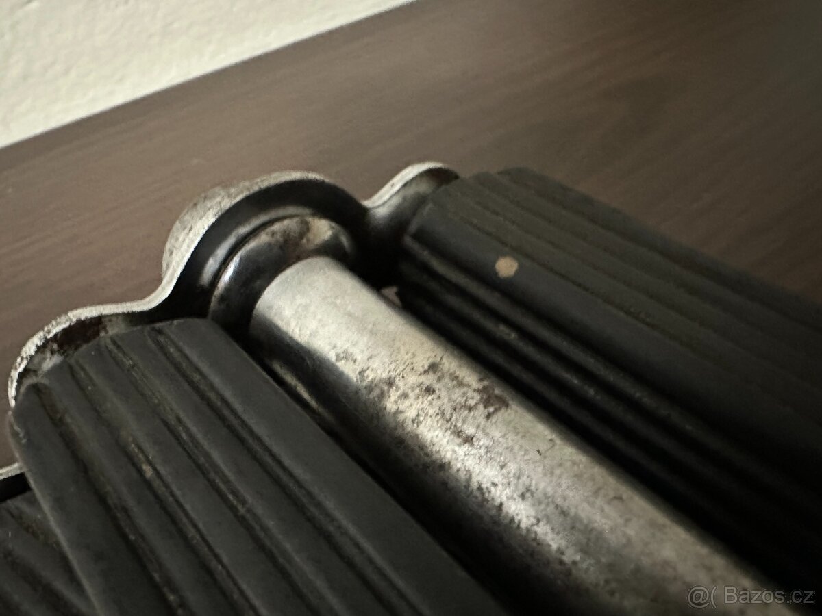 ČZ Zbrojovka pedály ako nové - 20