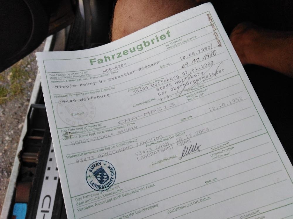 VW GOLF 4 1,6-16V BENZIN NAJ 130 KLIMATR. ZA 39000 KČ - 20