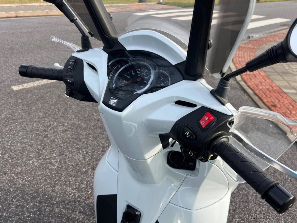 Prodám HONDA SH 300I - 20