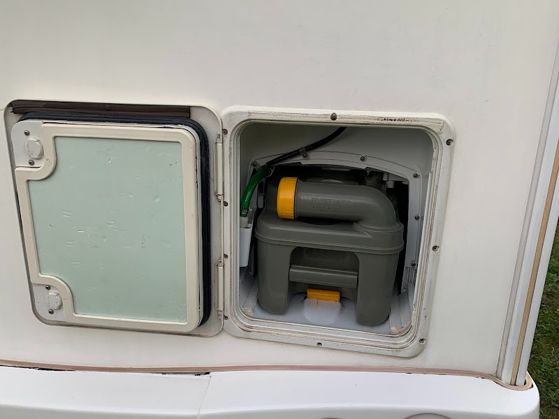 KARAVAN Ideální obytný automobil JOINT 4 - 20