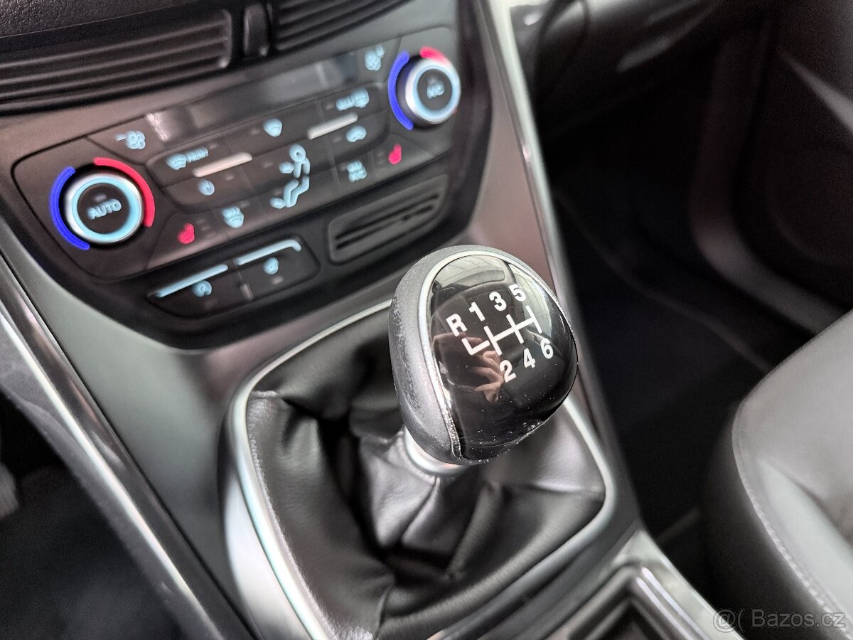 Ford Kuga 2.0 TDCi,TITANIUM,4X4,SERVIS FORD - 20