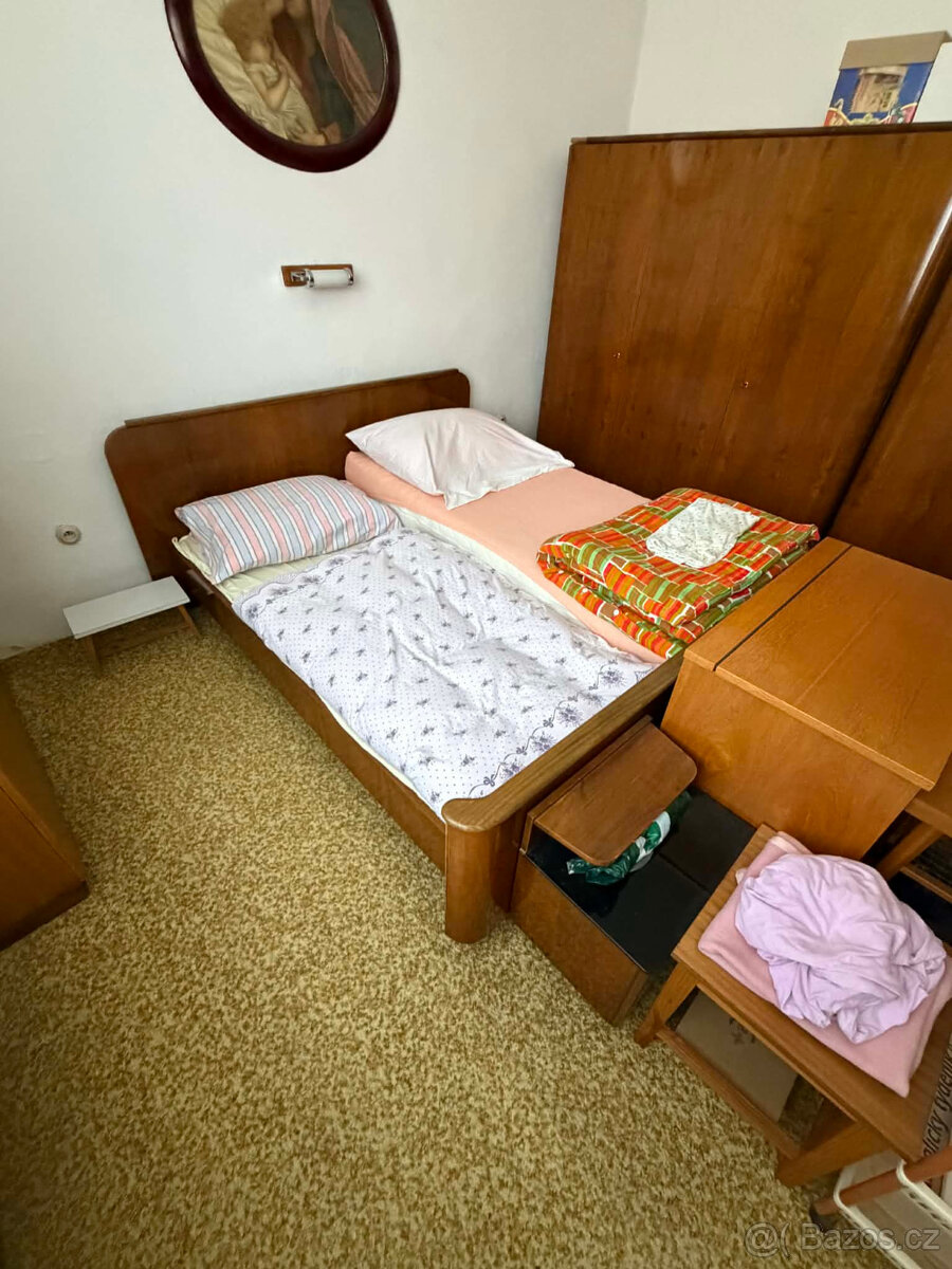 PRODÁM STAROŽITNÉ VĚCI - 20