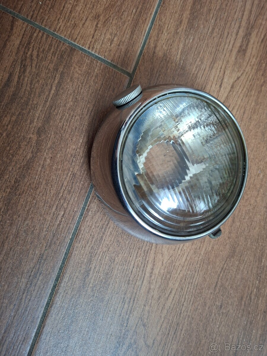 Jawa 50 pionyr, parez - přední světlo - 20