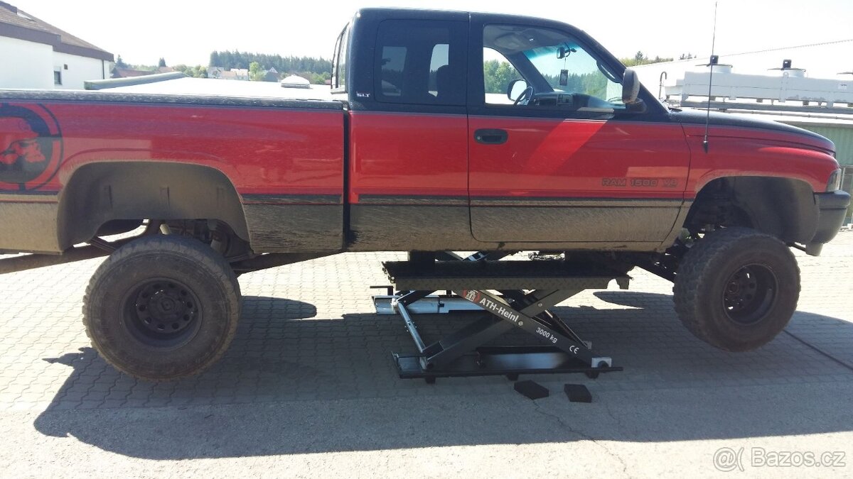 Dvousloupový zvedák - 20