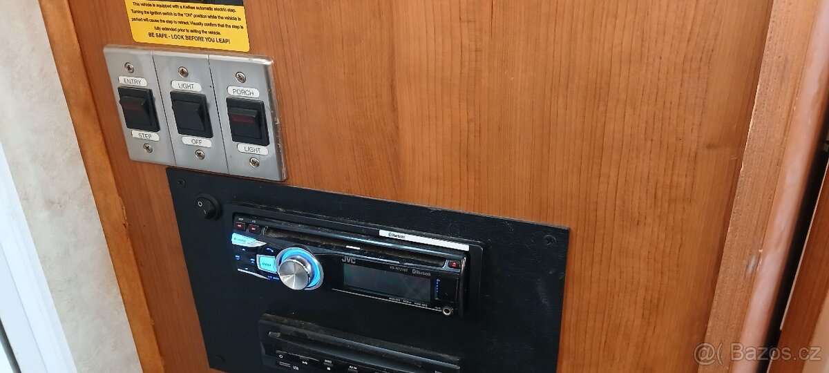 Obytný Mercedes SPRINTER V6 - 20