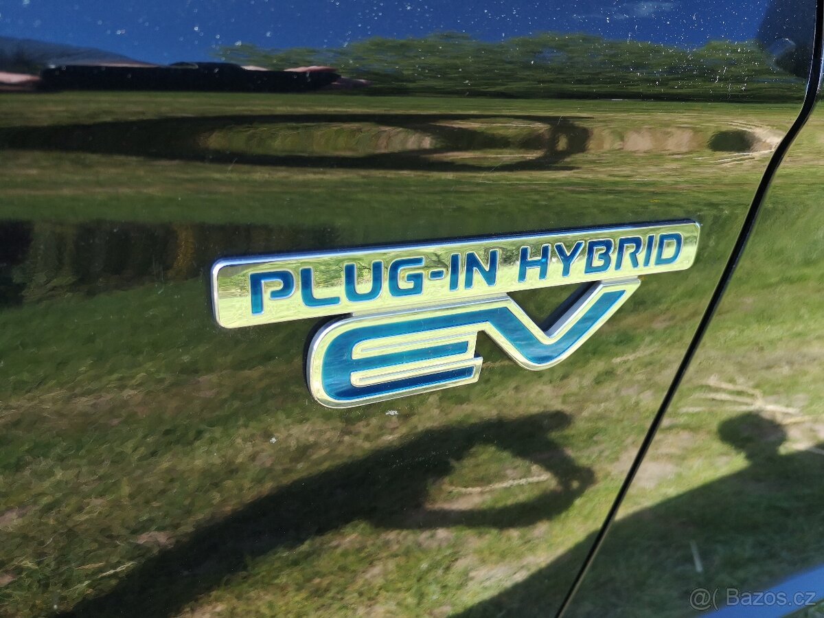 MITSUBISHI OUTLANDER PHEV HYBRID PLNÝ SERVIS - 20