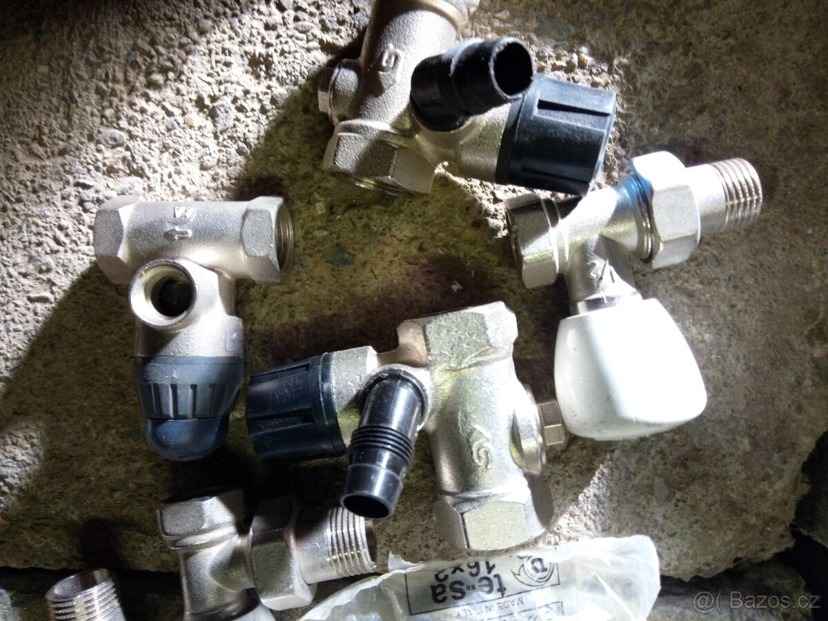 ventil,radiator,pojistny ventyl,instalatersky material, - 20