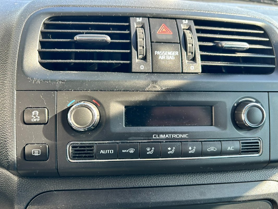 Škoda Fabia 1.6 TDI 2013 Combi 77 kw Elegance - 20