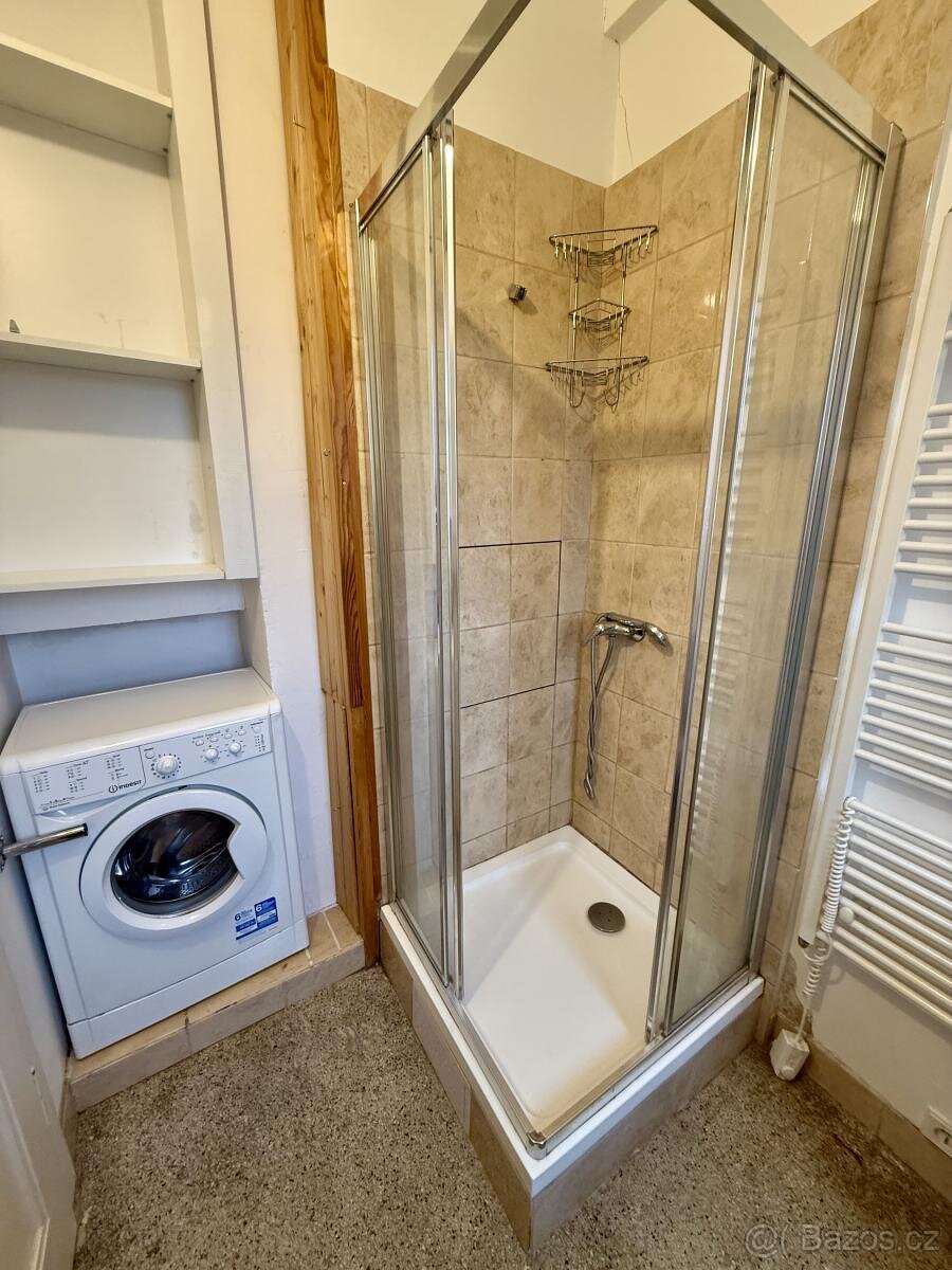 Prodej bytu 2.+kk 43 m2 - 20