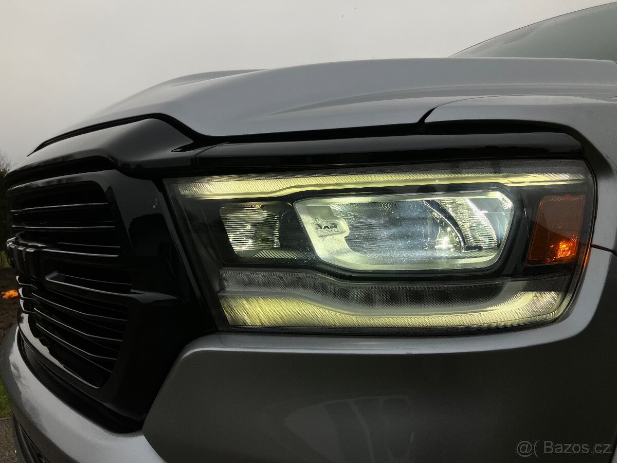 Dodge Ram 1500 5.7 V8 HEMI 4X4 - 2021 - LARAMIE - AXLE LOCK - 20