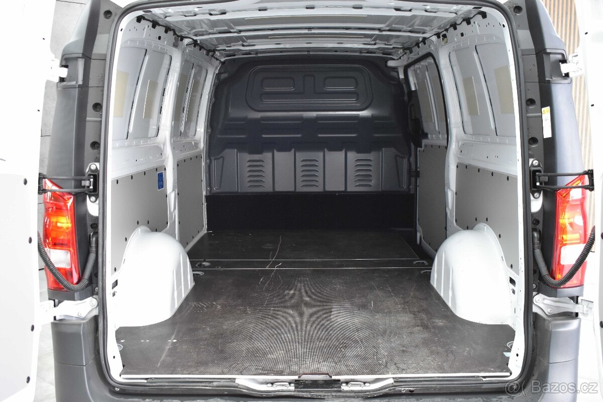 Mercedes-Benz Vito 116 CDI 120kW LED DPH ČR 1.MAJ - 20
