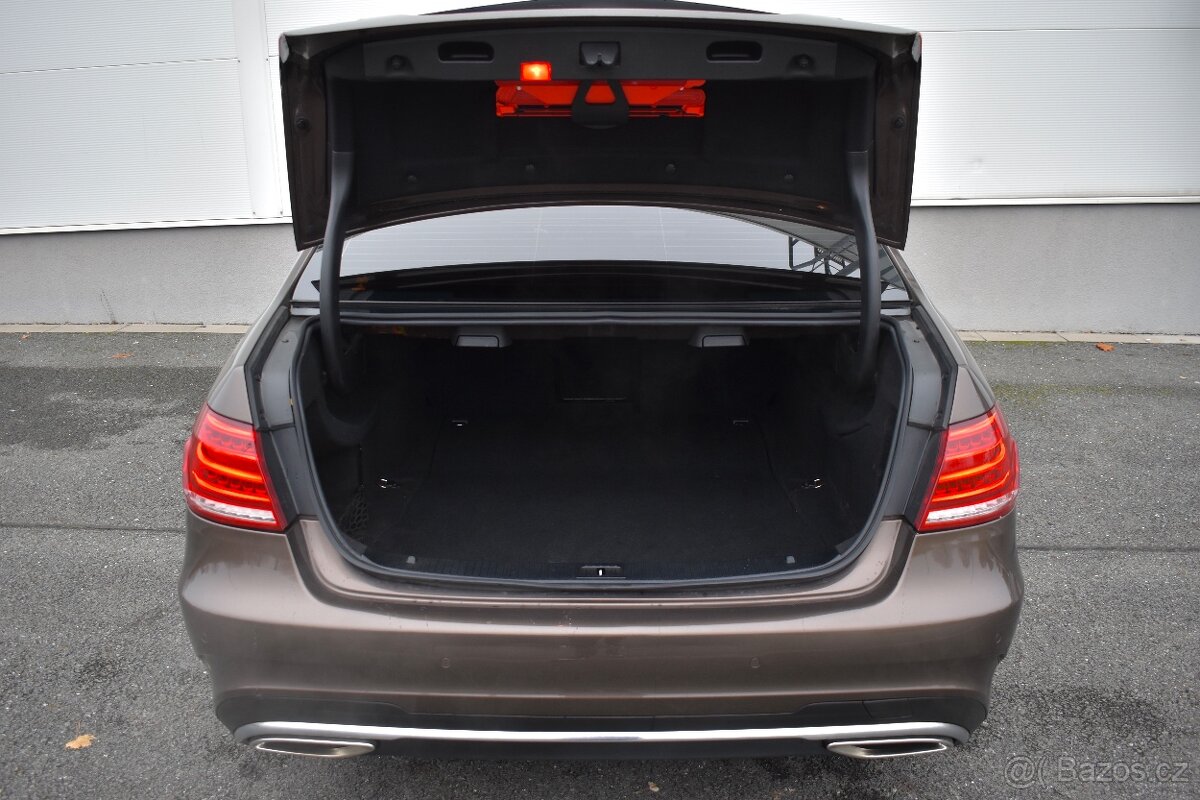 Mercedes Benz E250cdi/2015/4matic/150KW/AMG PAKET/ČR/DPH - 20