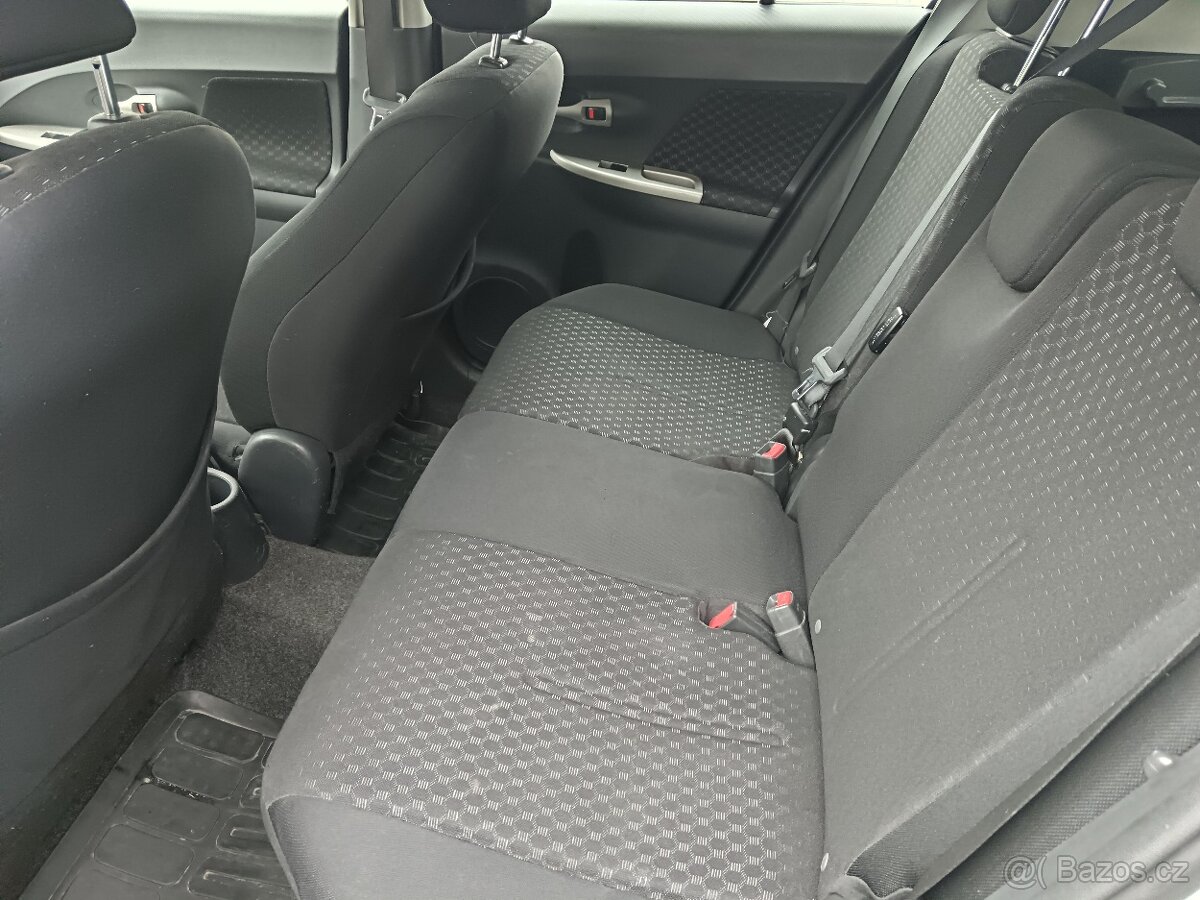 toyota urban cruiser - 20