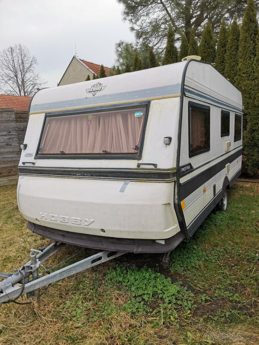 Karavan Hobby 495 Prestige - SOLÁRY - 20