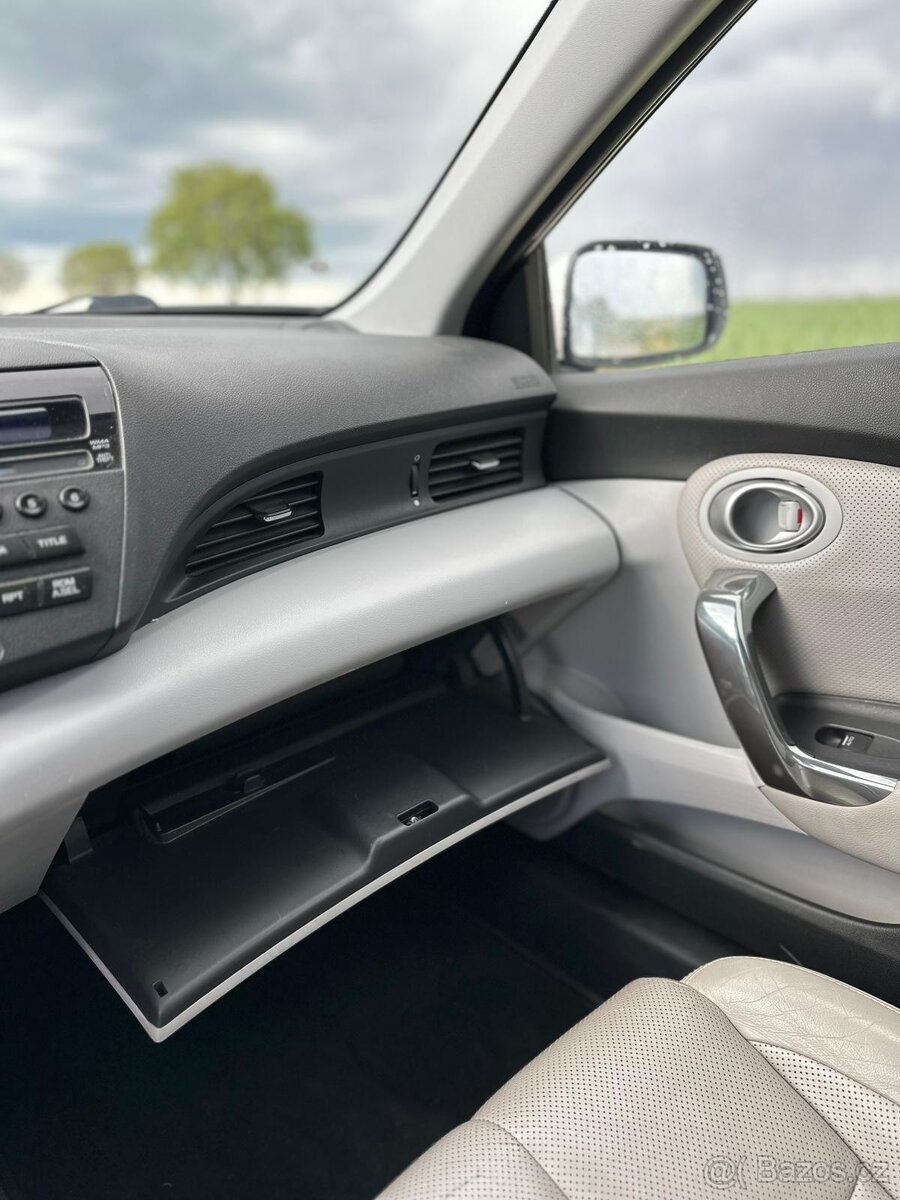 Honda CRZ Hybrid - 20