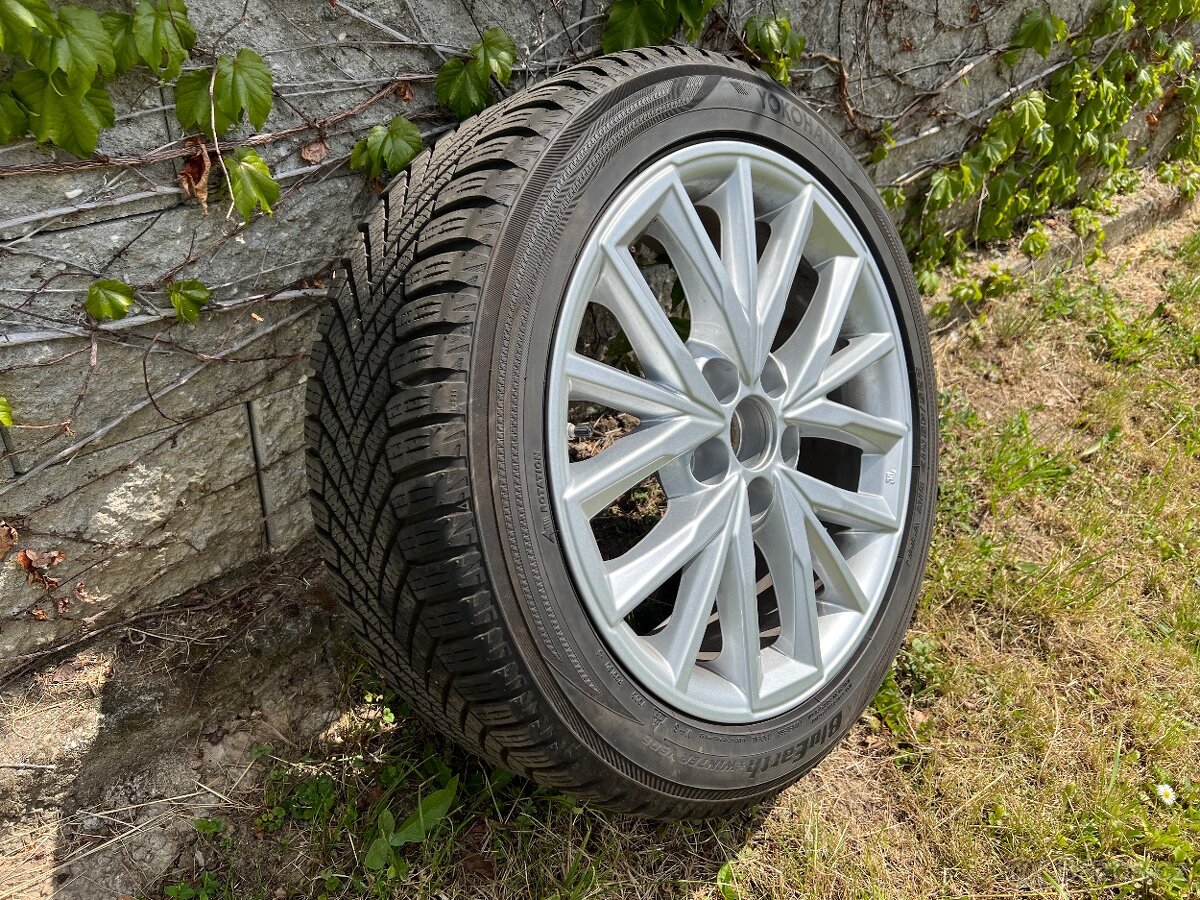 Toyota Corolla sedan GR SPORT DYNAMIC - 20