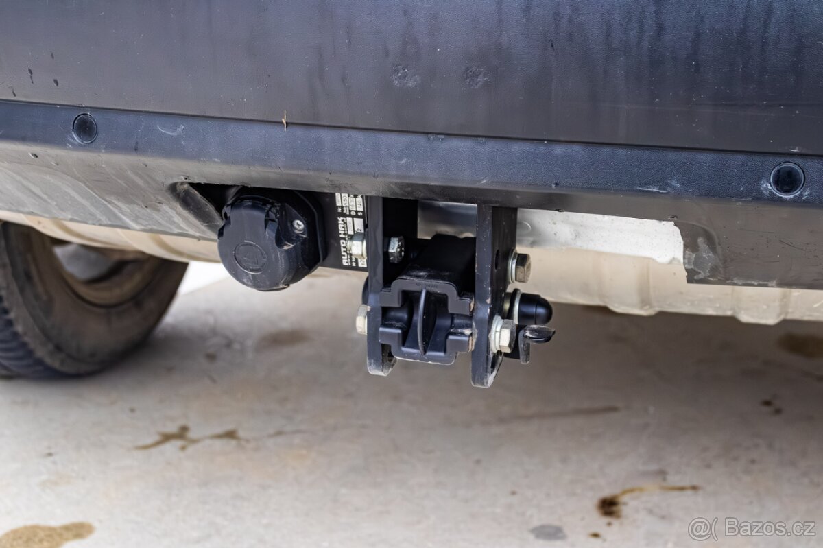 Volkswagen Touareg 3.0 TDI V6 176kW / Vzduch / Pamäť / - 20