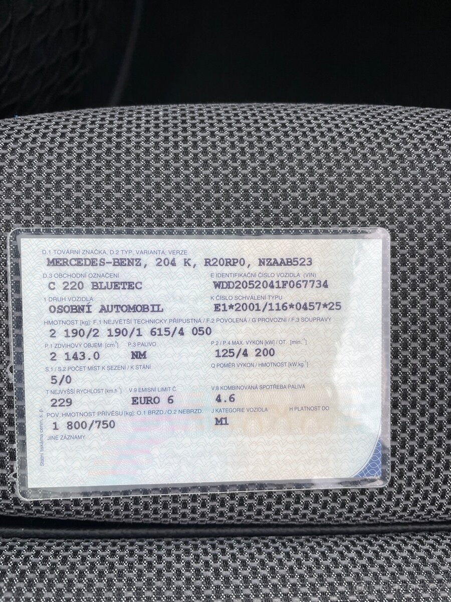 Mercedes C220 cdi kombi Avantgarde Plná výbava Top stav - 20