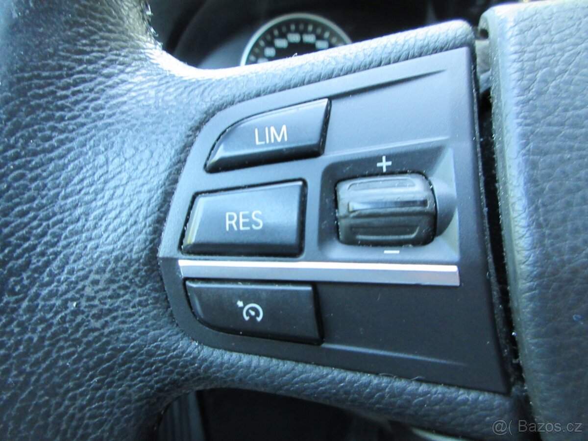 BMW 535d xDrive, Panorama, Navi, Kůže - 20