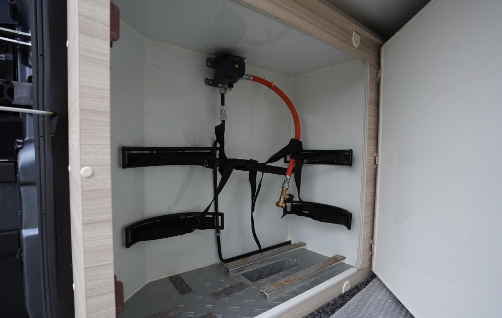 Adria Twin Plus 640 SGX - 20