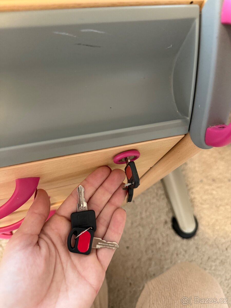 Rostoucí psací stůl - 20