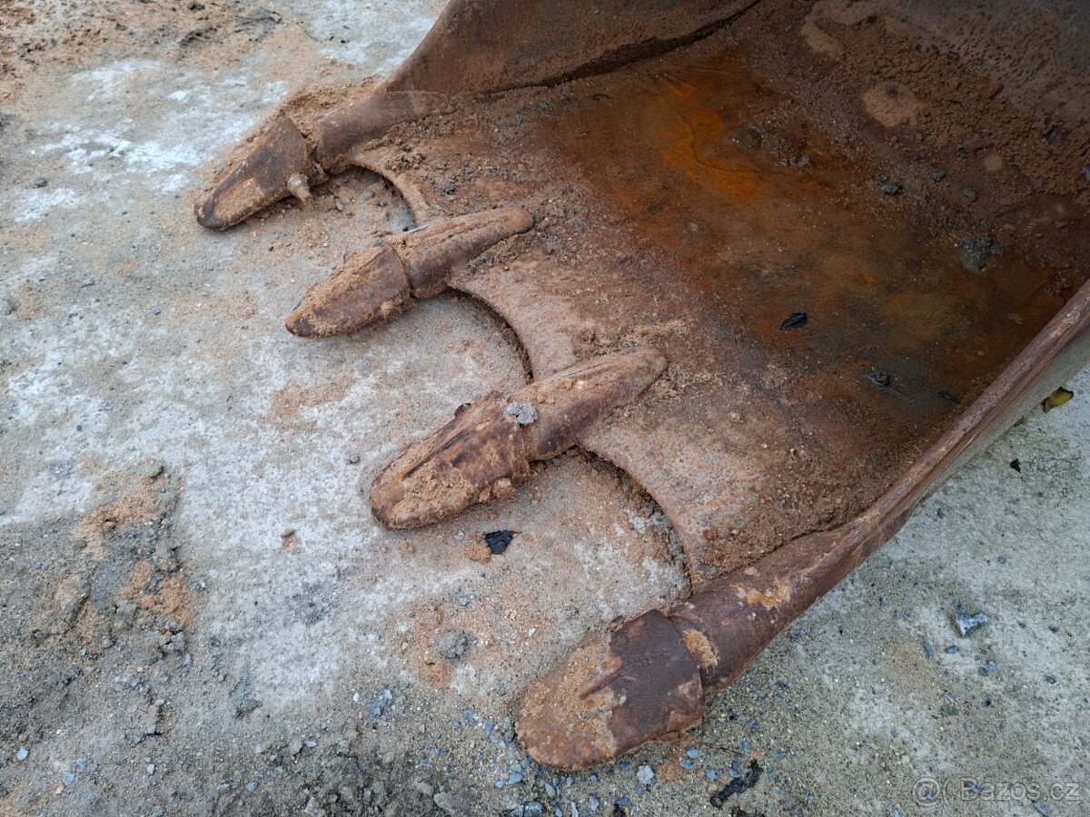 KOMATSU PC 138 US-8 - 20