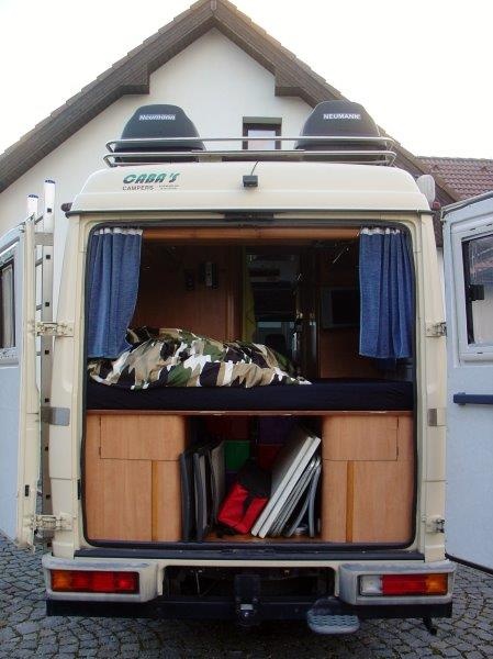 karavan Mercedes Vario 614 - 20