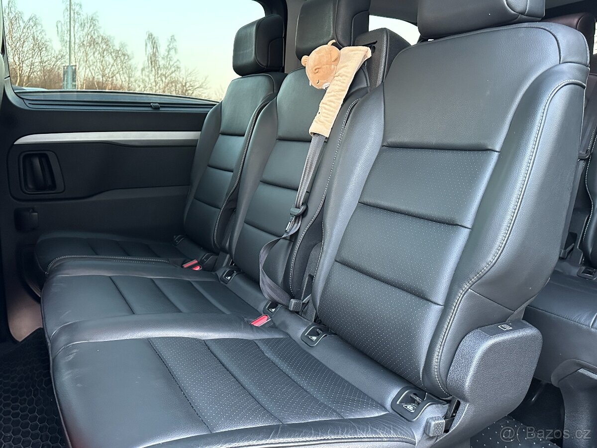 Peugeot Traveller 2022 - 20