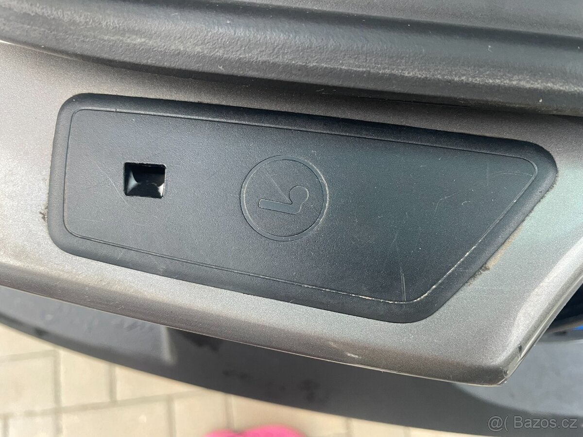 Volkswagen Tiguan 2.0TDi 4x4 kamera ROZVODY PANORAMA - 20