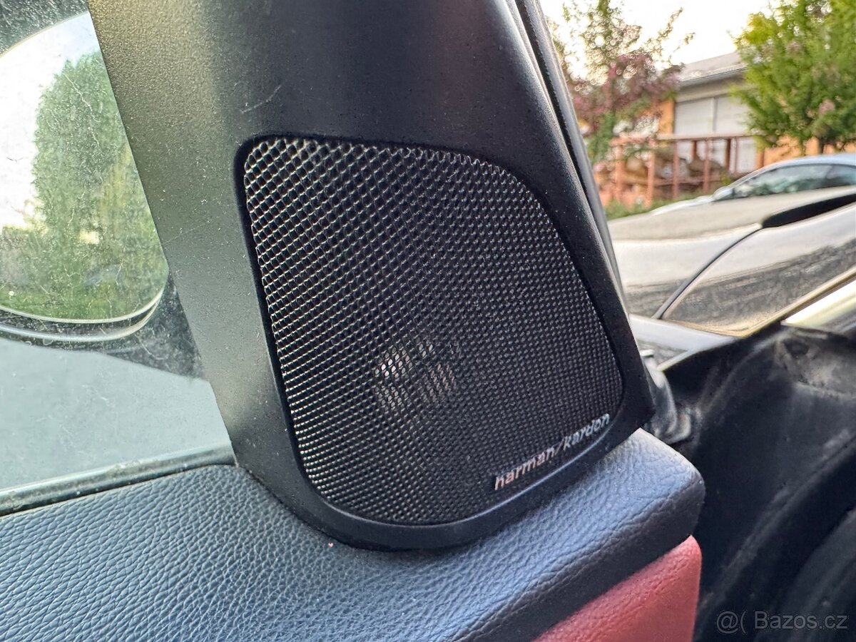 BMW E91 330d N57D30 LCi M-Paket blacksaphire dily - 20