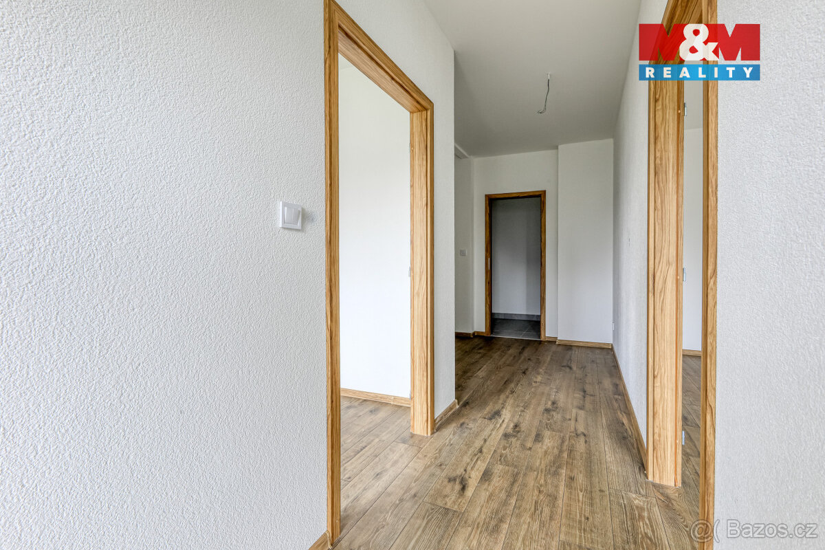 Prodej rodinného domu, 208 m², Sokolov- dvougenerační dům - 20